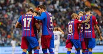 برشلونة يحقق فوزاً غالياً على أتلتيكو مدريد برباعية