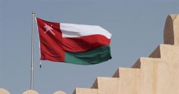 سلطنة عمان تخفف إجراءات "كورونا" بعد تسطح المنحنى الوبائي