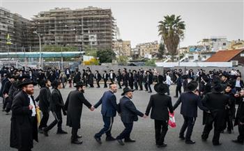 تظاهروا وقطعوا طريقًا.. «الحريديم» يواصلون اعتراضهم على خطة إسرائيل لتجنيدهم