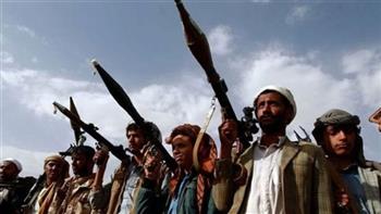 صحيفتان إماراتيتان: عزلة مليشيات الحوثي تعززت بقرارٍ مجلس الأمن بحظر الأسلحة