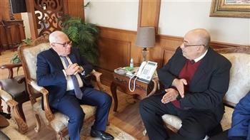 محافظ بورسعيد يبحث مع مساعد وزير التموين مستجدات العمل بقطاع التموين بالمحافظة