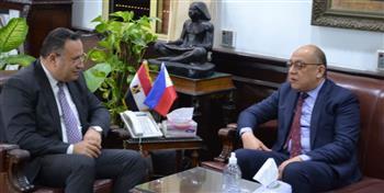 رئيس جامعة الإسكندرية يبحث مع سفير الفلبين التعاون المشترك في المجالات العلمية