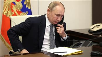 بوتين وماكرون وشولتس يبحثون هاتفيا الوضع حول أوكرانيا