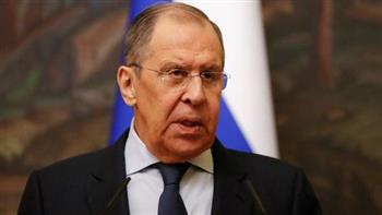 لافروف: روسيا لا تريد الحرب لكنها ستضمن الاستقلال عن الغرب