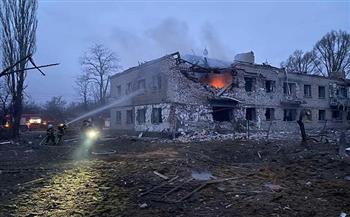 الداخلية الأوكرانية: اشتعال النيران في مستودع بضائع بسبب القصف الروسي