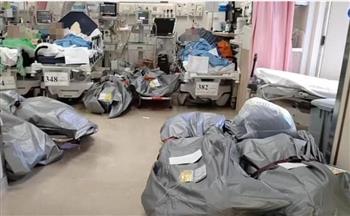 صور.. تكدس أكياس جثث المتوفين بـ"كورونا" حول مستشفيات هونج كونج