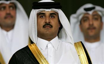أمير قطر يفتتح مشروعاً ضخماً لإنتاج الغاز