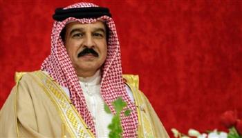 ملك البحرين والرئيس الروسي يبحثان هاتفيا الحل الدبلوماسي للخلافات بين الدول