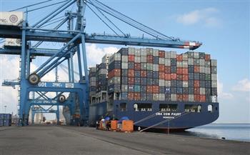 تداول 28 سفينة حاويات وبضائع عامة بميناء دمياط خلال 24 ساعة