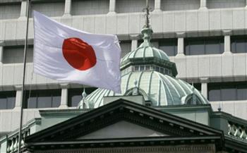 بنك اليابان المركزي يبقي على إجراءات التيسير النقدي ويخفض توقعاته الاقتصادية