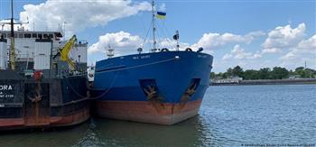 كييف: صاروخ روسي يضرب سفينة بنجالية في ميناء أوكراني