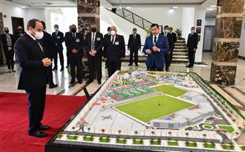 الرئيس السيسي يفتتح مشروعات جديدة للإسكان والطرق في 6 أكتوبر (صور)