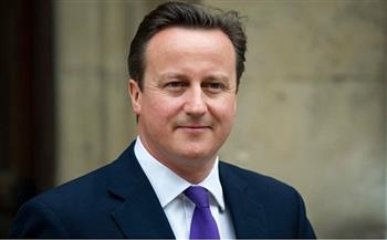 رئيس الوزراء البريطاني السابق يصل بولندا حاملاً تبرعات للاجئين