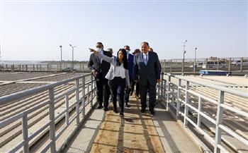 وزيرة التعاون الدولي ومحافظ أسيوط يتفقدان مشروع قناطر أسيوط الجديدة |صور