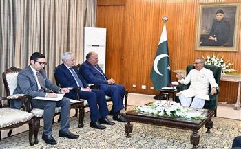 رئيس باكستان يعرب عن تطلعه لزيارة «السيسي» بالفترة المقبلة