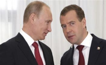 ميدفيديف: أمريكا تحاول تدمير روسيا 