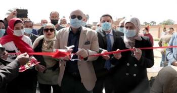 افتتاح مشروع تطوير 33 منزلاً بالكوم الأحمر ومدرسة المحمودية بسمسطا فى بنى سويف