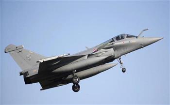 فرنسا توقع اليوم عقدا مع اليونان لبيع فرقاطات ومقاتلات "رافال"