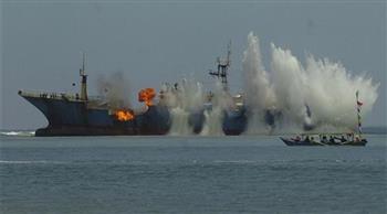 الجيش الأوكراني يعلن تدمير سفينة حربية روسية في ميناء بيرديانسك