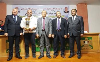 رئيس جامعة جنوب الوادي: فوز الأكاديمية العربية للعلوم والتكنولوجيا بكأس مهرجان كرة السرعة