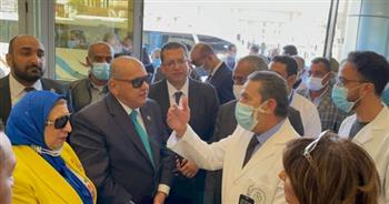 وفد من «صحة النواب» يتفقد مستشفى حورس بمنطقة أرمنت بالأقصر