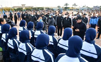 الرئيس السيسي ينصح طلاب أكاديمية الشرطة بالتدريب المستمر