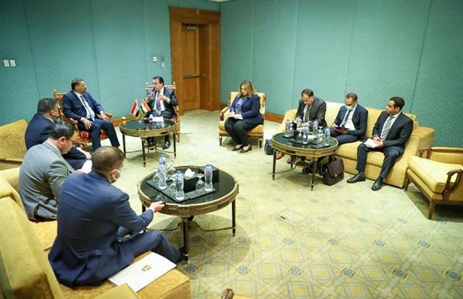 العراق يسعى للاستفادة من خبرات مصر في تصنيع أدوية «فيروس سي»