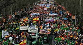 58 مدينة في إسبانيا تحتج على تدهور الأوضاع الاقتصادية في مظاهرات ضخمة