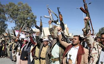 مسئول سعودي: الحوثيون قدموا مبادرة لوقف إطلاق النار