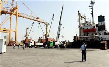 التحالف العربي يمهل الحوثيين 3 ساعات لإخراج الأسلحة من مينائي "الحديدة" و"الصليف" ومطار صنعاء