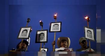 اتهام السلطات المكسيكية بعرقلة التحقيق في اختفاء 43 طالبا في عام 2014