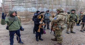 واشنطن: مجموعة صغيرة من القوات الروسية تغادر مواقعها من محيط كييف