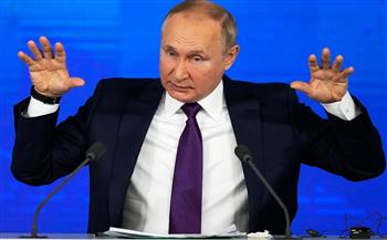 بوتين يعلن سحب قواته بشكل جذري من أوكرانيا