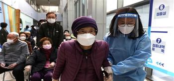 كوريا الجنوبية تسجل رقماً قياسيا جديدا في حصيلة الإصابات اليومية بكورونا