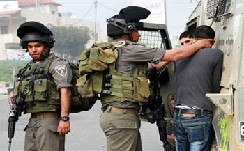 الاحتلال الإسرائيلي يعتقل 21 مواطنا من الضفة