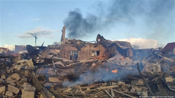 أوكرانيا: ارتفاع حصيلة ضحايا غارات جوية على مدينة تشيرنيهيف إلى 33 قتيلًا