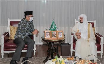 وزير الشؤون الإسلامية السعودي يلتقي رئيس «نهضة العلماء» 