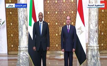 خبير يوضح أسباب زيارة رئيس مجلس السيادة السوداني للقاهرة |فيديو