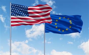 الولايات المتحدة والاتحاد الأوروبي يتعهدان بالعمل معًا على محاسبة بوتين