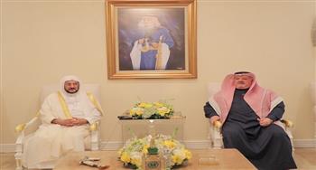 وزير الشؤون الإسلامية السعودي يلتقي سفير المملكة لدى إندونيسيا 