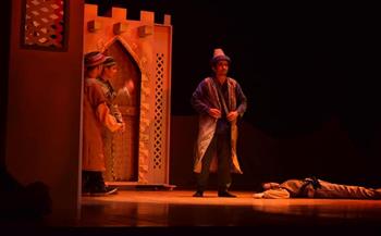 عرض «قضية ذهب الحمار» على مسرح قصر ثقافة أسيوط