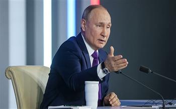 بوتين يوقع قانونا يضع مسئولية جنائية على دعوات فرض عقوبات ضد روسيا