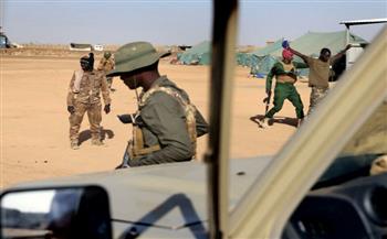 مصرع 27 جنديا وإصابة 33 آخرين بهجوم على موقع عسكري وسط مالي