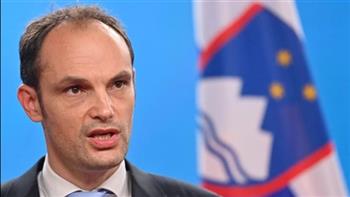 وزير خارجية سلوفينيا: نؤيد فرض مزيد من العقوبات على روسيا