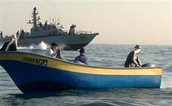 زوارق الاحتلال الإسرائيلي تستهدف الصيادين شمال قطاع غزة