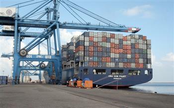 تداول 27 سفينة حاويات وبضائع العامة بميناء دمياط خلال 24 ساعة