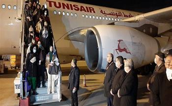 وصول طائرة تقل العشرات من أفراد الجالية التونسية فى أوكرانيا