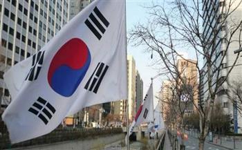كوريا الجنوبية تعلق جميع المعاملات مع البنك المركزي الروسي وصناديق الثروة السيادية