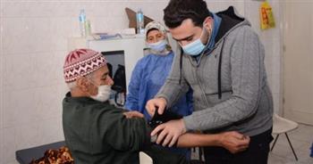فحص 1251 حالة بقافلة طبية لجامعة طنطا في قرية أبو الغر بكفر الزيات