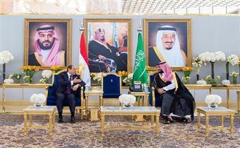 «ركيزة للاستقرار الإقليمي ومواجهة التحديات».. خبراء يوضحون أهمية زيارة الرئيس السيسي للسعودية